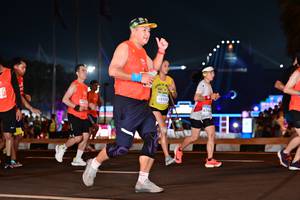 BIB: 43100, 476
                            <button type="button" onclick="openModal(15097021)" class="btn btn-primary btn-sm float-right btn-popup" data-toggle="modal" data-target=".modal-high-quality">
                        <i class="fas fa-shopping-cart"></i> Add to Cart
                    </button>
                                            <button type="button" onclick="isThisMe(15097021, true)" class="btn btn-success btn-sm float-right btn-popup btn-isme hidden" data-toggle="tooltip" data-placement="bottom" title="นี่คือรูปของคุณใช่ไหม คลิกที่นี่เพื่อเอาเข้าอัลบั้ม">
                        <i class="fas fa-plus"></i> Add to album
                    </button>
                    <button type="button" onclick="isThisMe(15097021, false)" class="btn btn-warning btn-sm float-right btn-popup btn-isnotme hidden">
                        <i class="fas fa-ban"></i> Remove from album
                    </button>